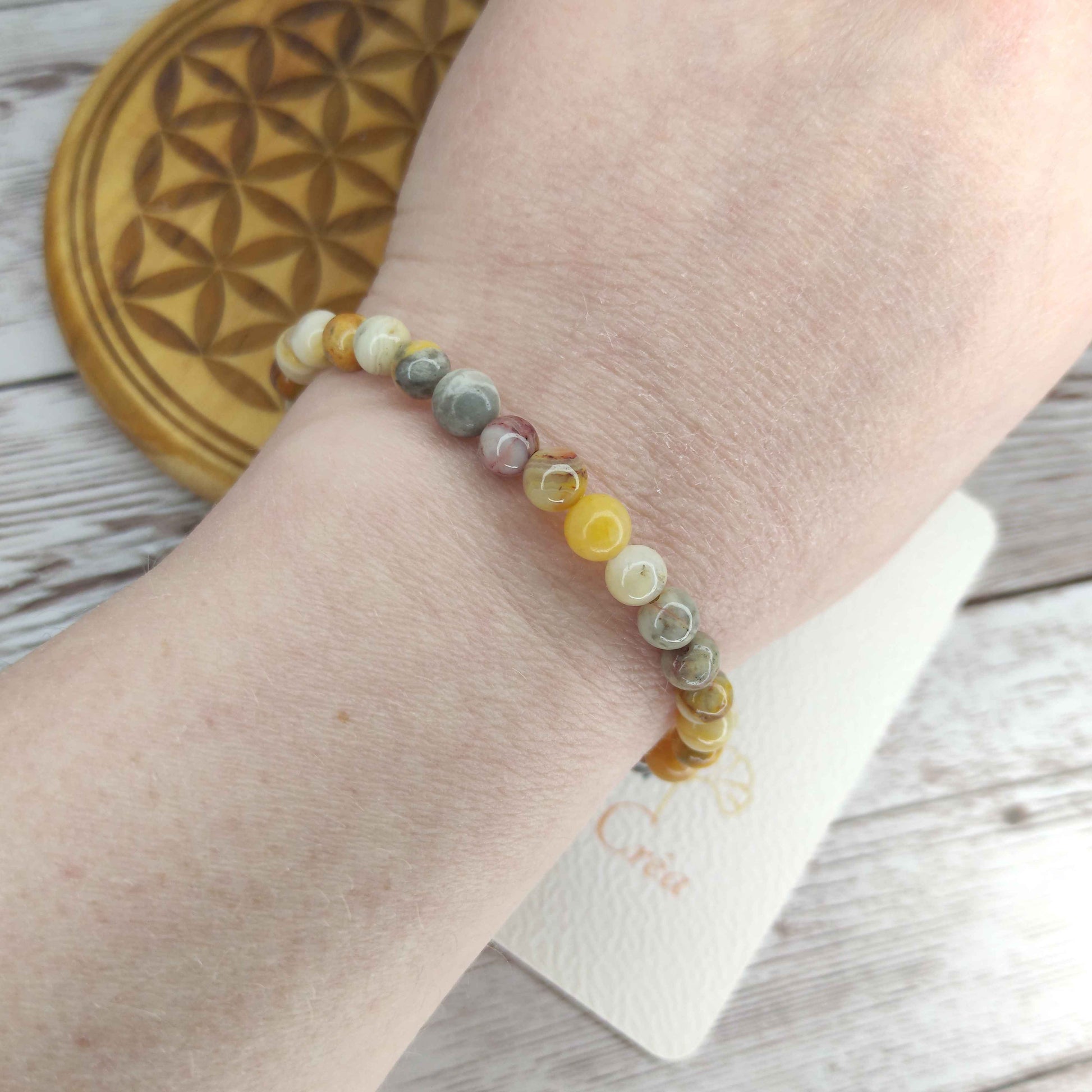 Bracelet Agate Crazy Lace naturelle porté L'Atelier VanessaCréa