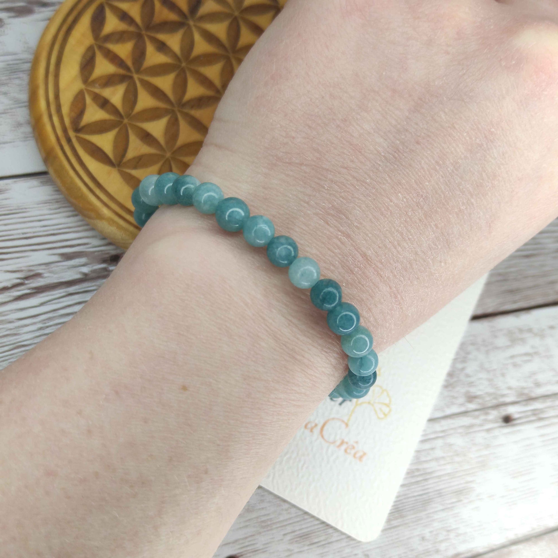Bracelet Aigue-Marine naturelle porté L'Atelier VanessaCréa