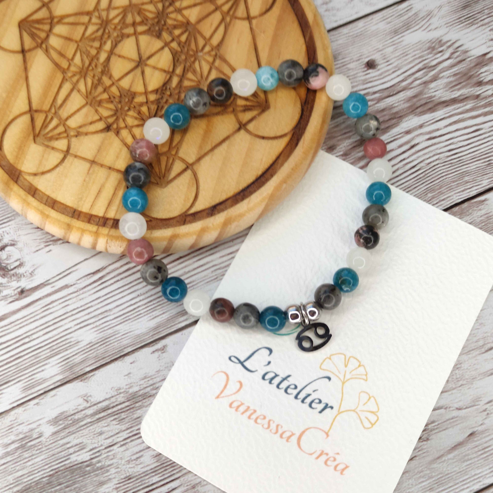 Bracelet "Éclosion Lunaire" – Sérénité, Intuition & Protection pour le Signe du Cancer L'Atelier VanessaCréa