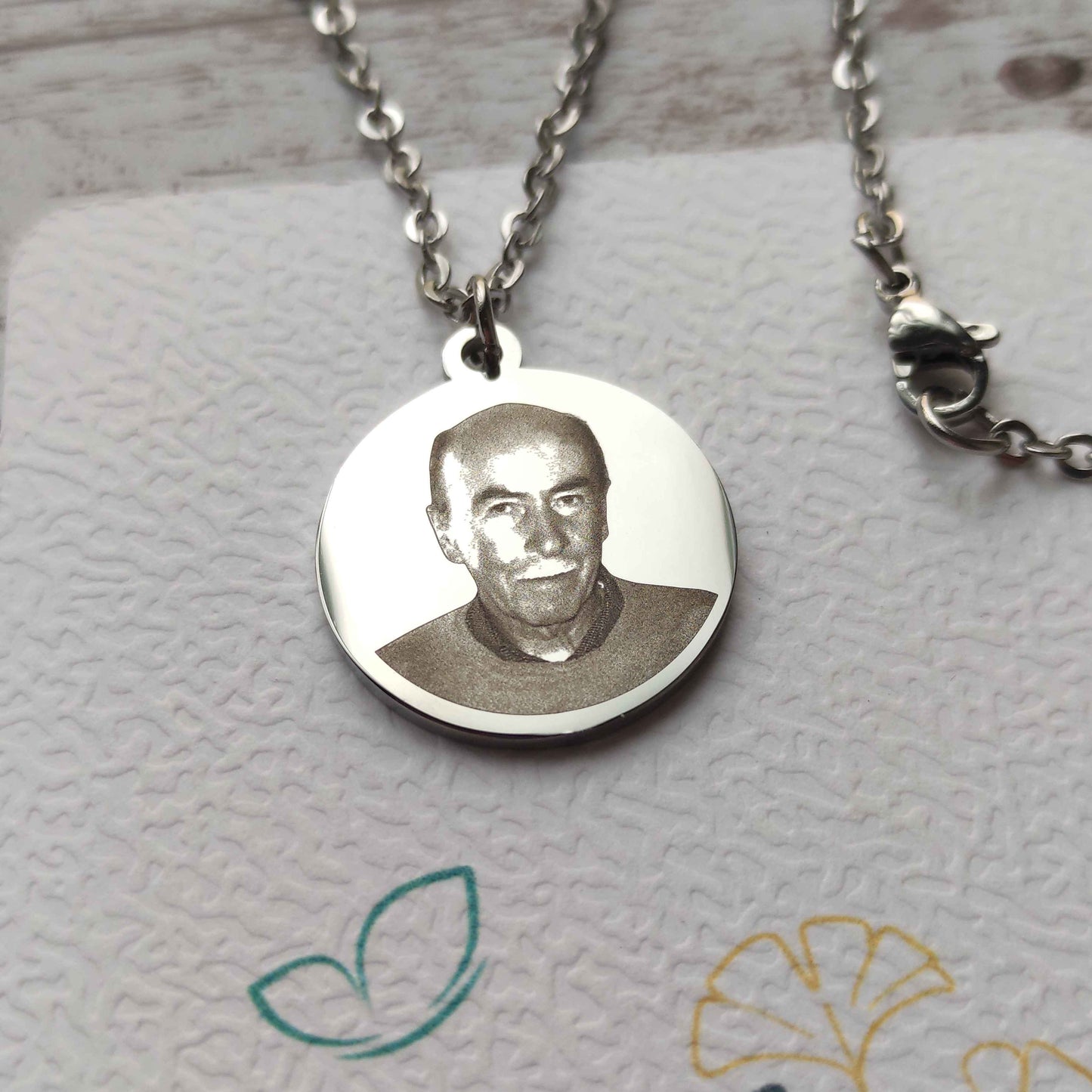 Collier Médaillon Rond Personnalisé - Gravure Photo Effet Miroir L'Atelier VanessaCréa