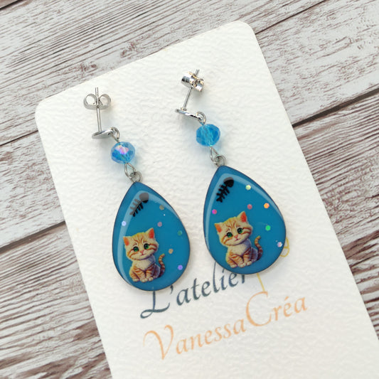 Boucles d'Oreilles "Le Chat et la Goutte Céleste" – Acier Inoxyable & Cristal