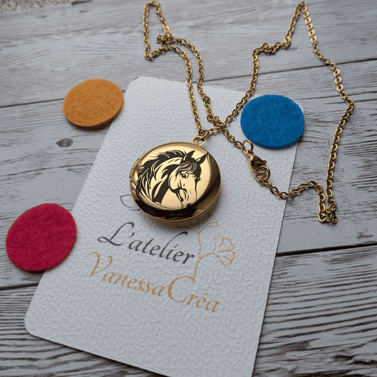 Bijou aromathérapie collier diffuseur d'huiles essentielles cheval en acier inoxydable