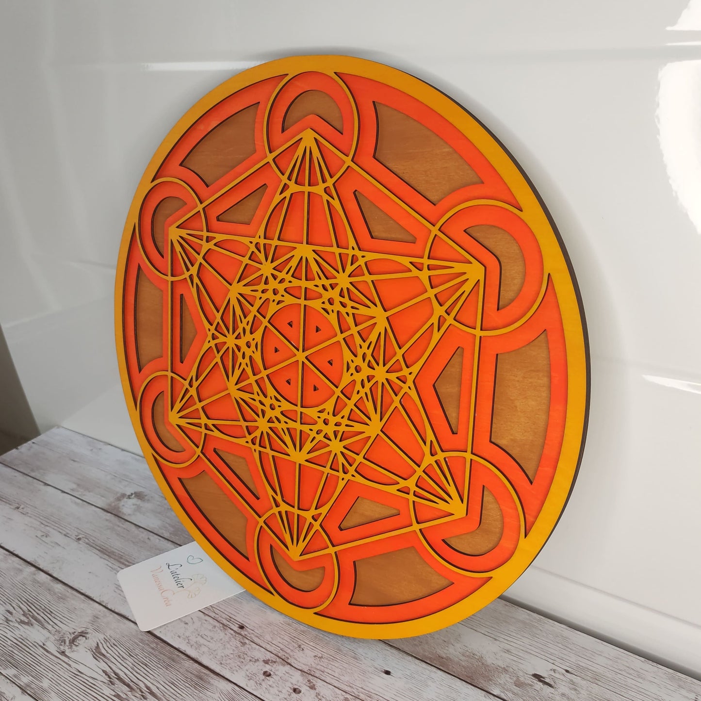Détail de profil de la décoration murale géométrie sacrée
