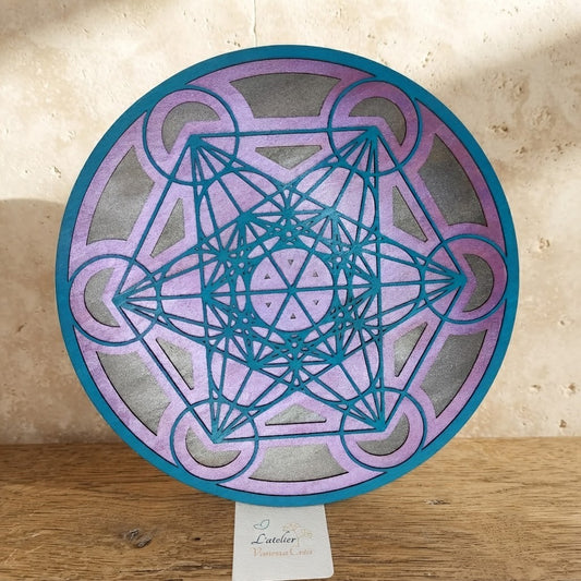 Décoration murale Cube de Métatron violet en bois, symbole de géométrie sacrée
