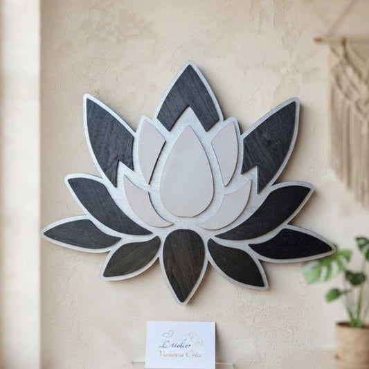 Décoration murale fleur de lotus en bois noir et blanc zen