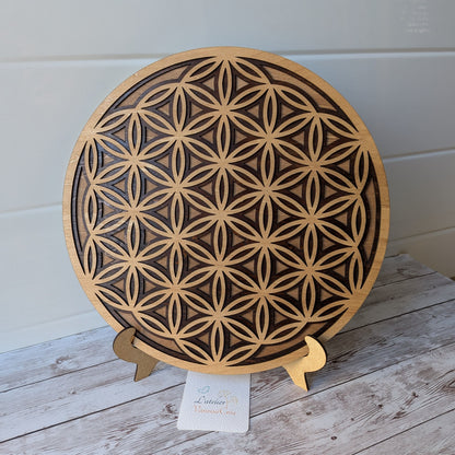 Décoration murale Fleur de Vie en bois teinté brou de noix sur chevalet