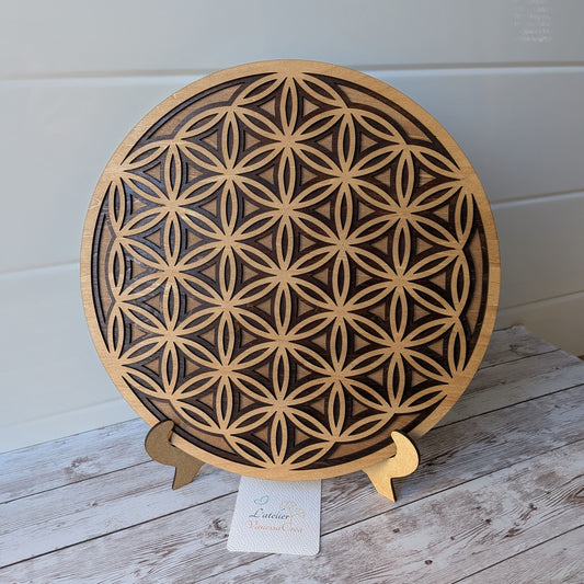 Décoration murale Fleur de Vie en bois teinté brou de noix sur chevalet
