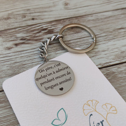 Porte-clés rond acier inoxydable poli miroir gravé avec message pour papa et petit cœur.