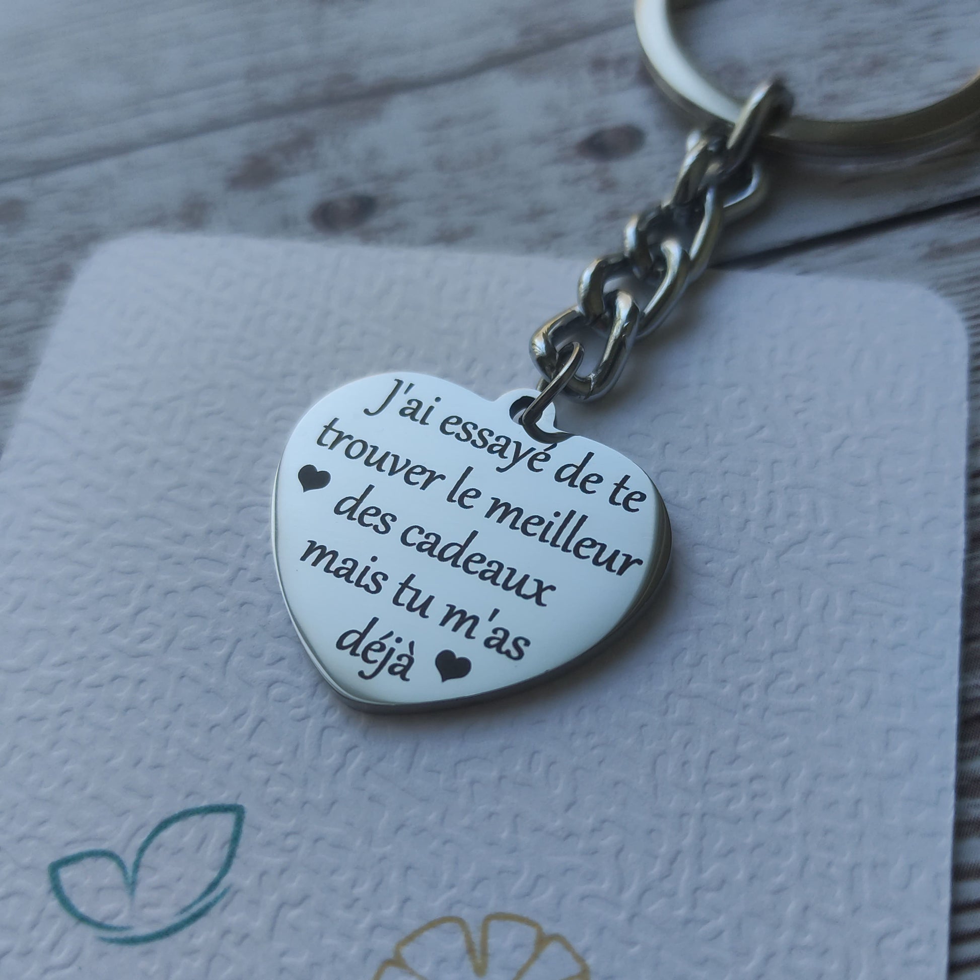 Porte-clés cœur gravé cadeau en acier poli miroir avec message "tu m'as déjà".