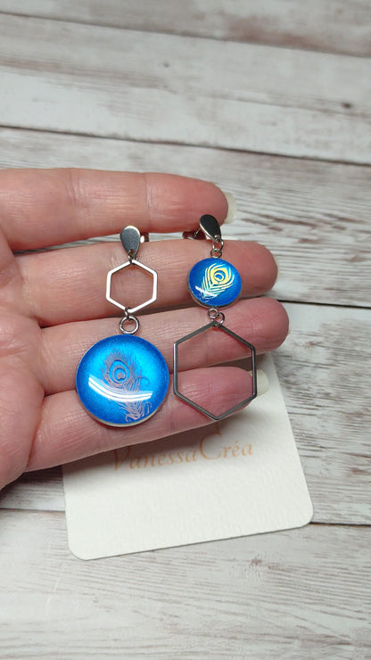 Éclat Céleste – Boucles d'Oreilles regan Plume aux Reflets Changeants