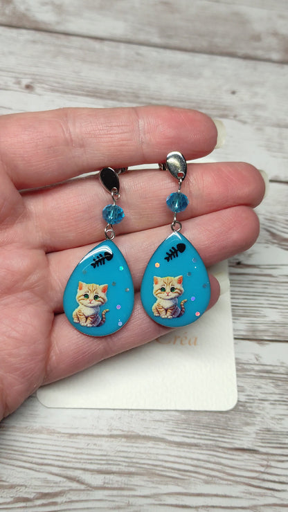 Boucles d'Oreilles "Le Chat et la Goutte Céleste" – Acier Inoxyable & Cristal